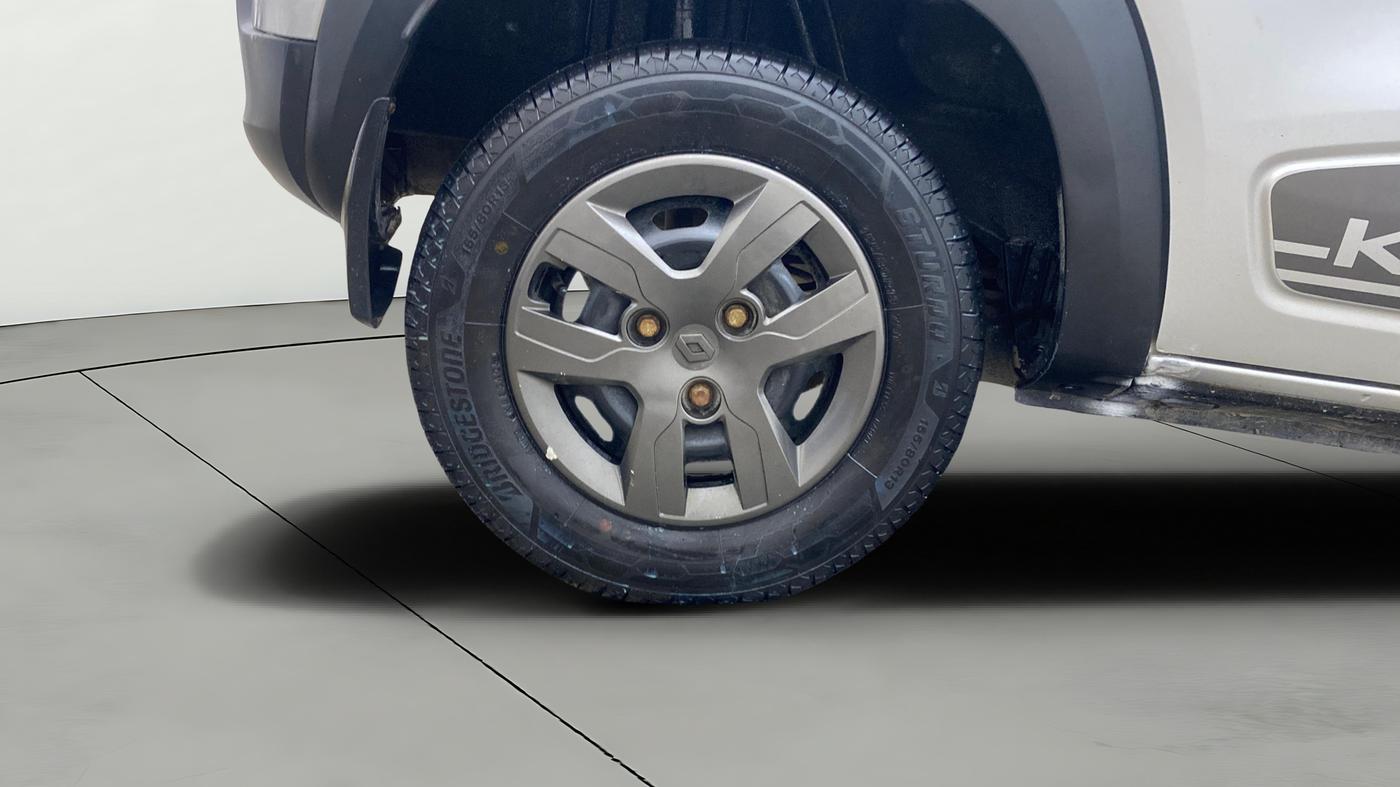 2019 Renault Kwid RXT 1.0 AMT (O), Petrol, Automatic, 59,204 km, Right Rear Wheel