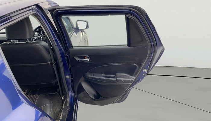 2022 Maruti Swift ZXI AMT, Petrol, Automatic, 29,190 km, RHS Rear Door