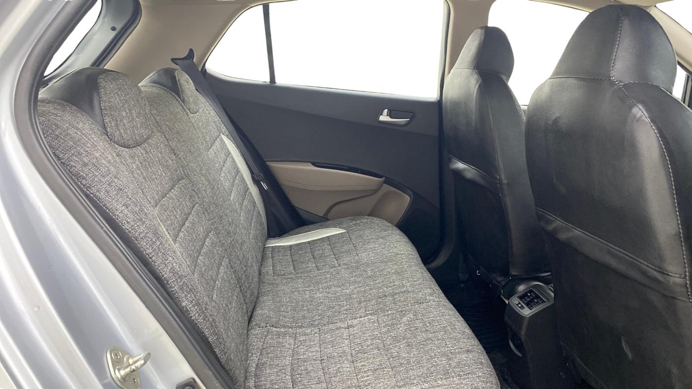 2019 Hyundai Grand i10 SPORTZ 1.2 KAPPA VTVT, Petrol, Manual, 35,425 km, Right Side Rear Door Cabin