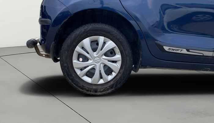 2022 Maruti Swift VXI, Petrol, Manual, 20,408 km, Right Rear Wheel
