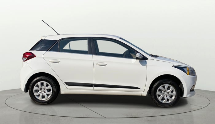 2017 Hyundai Elite i20 SPORTZ 1.2, Petrol, Manual, 68,116 km, Right Side View