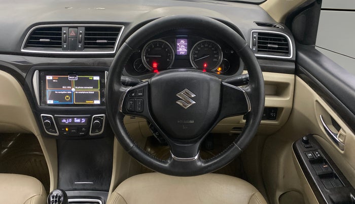 2016 Maruti Ciaz ZXI+, Petrol, Manual, 98,184 km, Steering Wheel Close Up