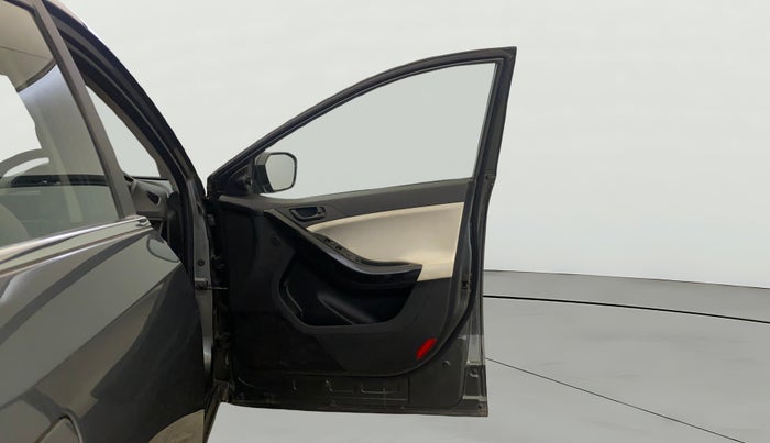 2024 Tata Curvv Creative 1.2 Petrol 7DCA, Petrol, Automatic, 17,564 km, RHS Front Door