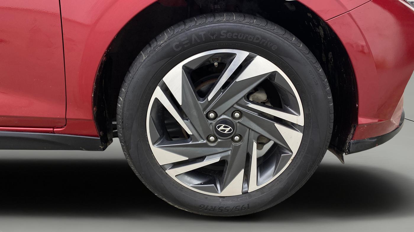 2020 Hyundai NEW I20 Asta 1.0 GDI Turbo IMT, Petrol, Manual, 65,797 km, Right Front Wheel