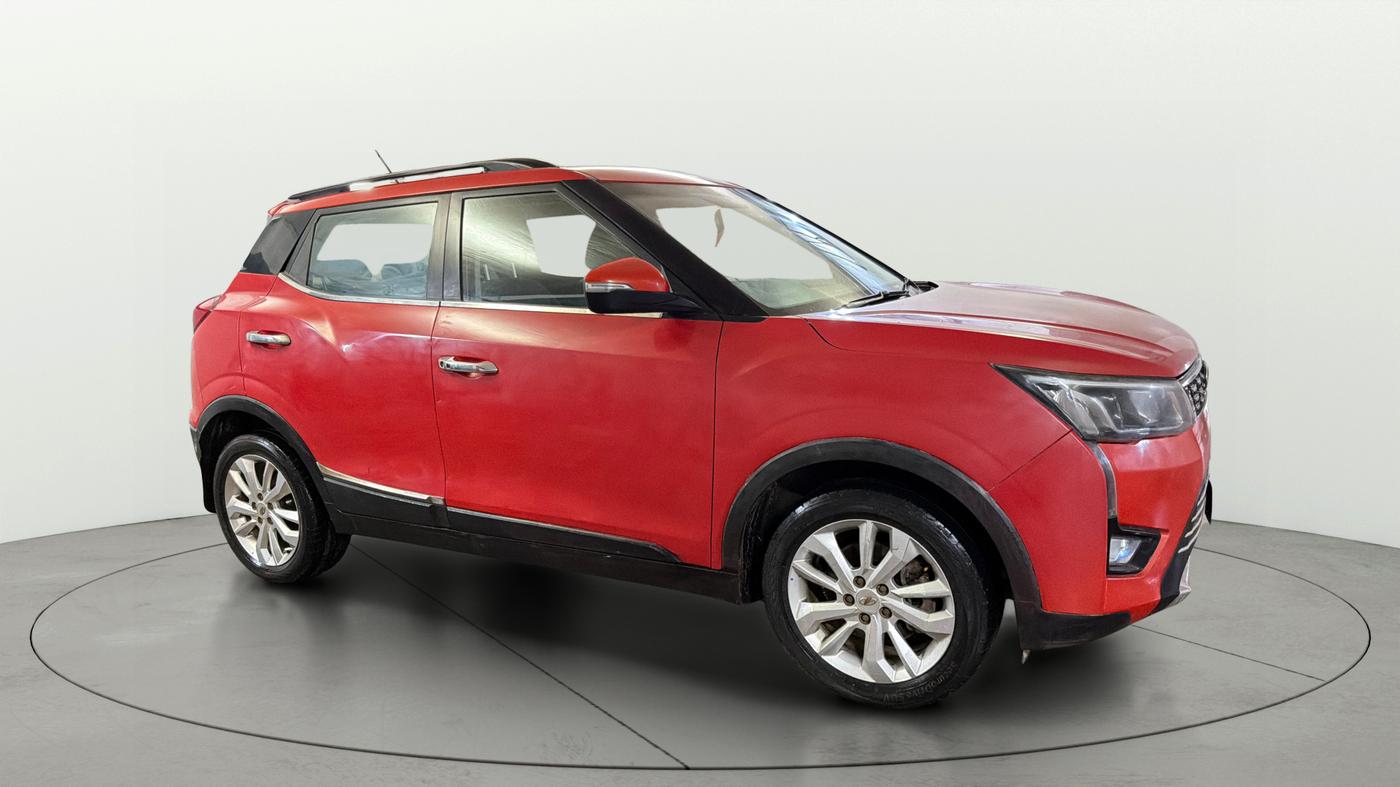 2019 Mahindra XUV300 W8 1.2 PETROL, Petrol, Manual, 1,06,801 km, SRP