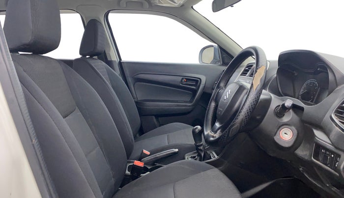 2022 Maruti Vitara Brezza LXI, Petrol, Manual, 70,799 km, Right Side Front Door Cabin