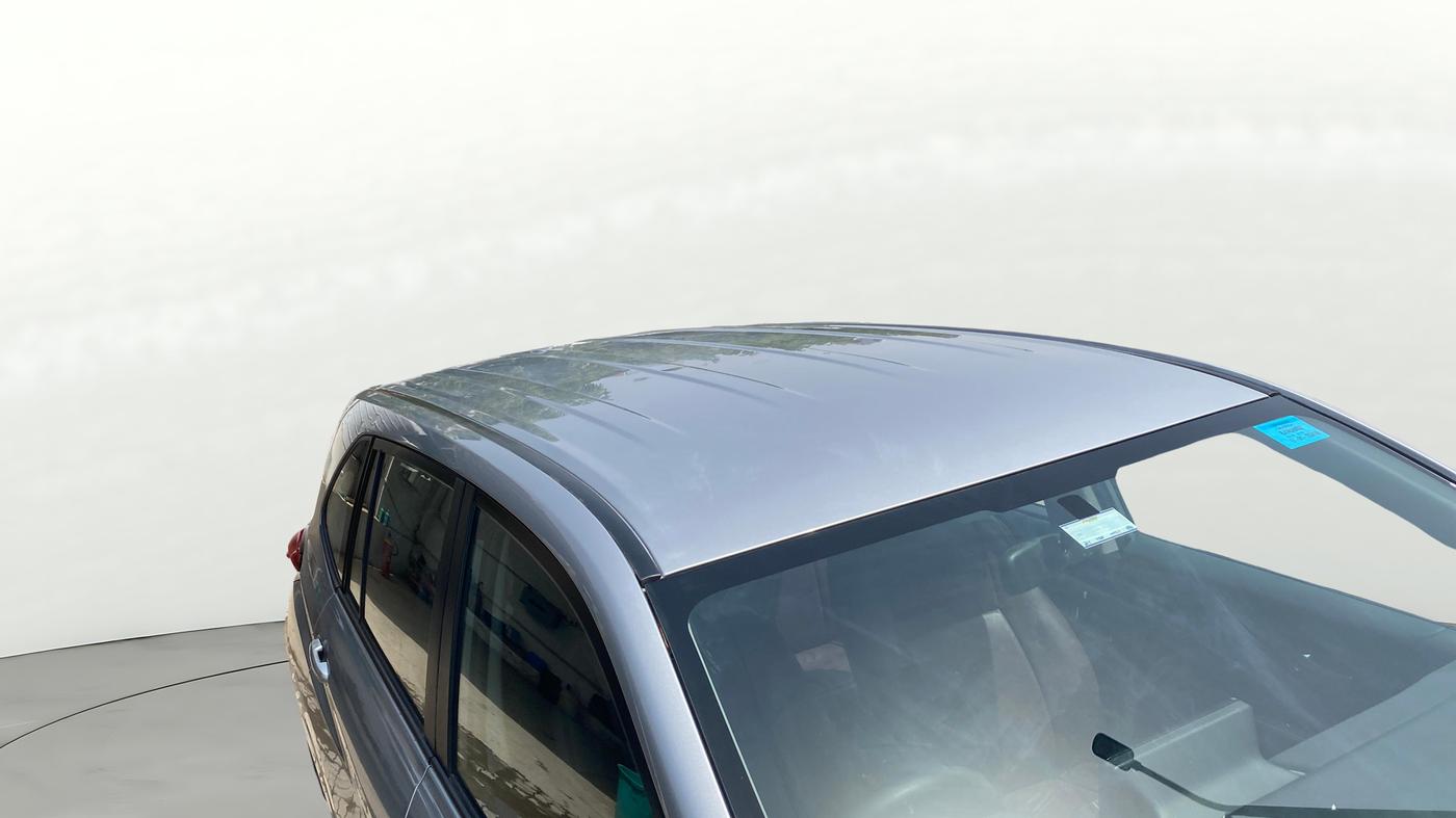 2023 Maruti Invicto ZETA PLUS 8 STR STRONG HYBRID, Hybrid, Automatic, 17,305 km, Roof