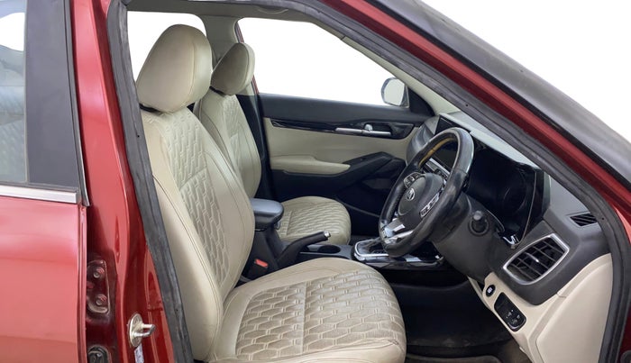 2019 KIA SELTOS HTX IVT 1.5 PETROL, Petrol, Automatic, 1,30,104 km, Right Side Front Door Cabin