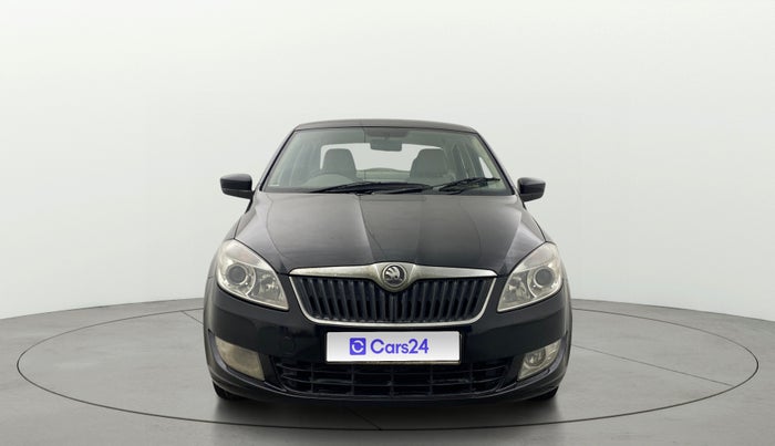 2014 Skoda Rapid ELEGANCE 1.6 MPI MT, Petrol, Manual, 51,774 km, Front