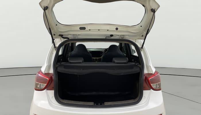 2015 Hyundai Grand i10 ASTA 1.2 KAPPA VTVT, Petrol, Manual, 70,438 km, Boot Open Zoomed View