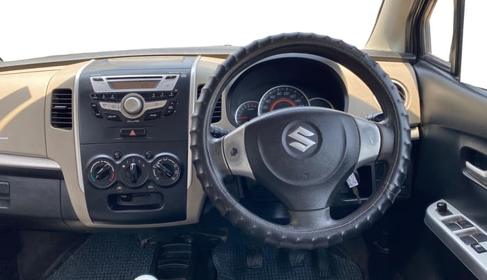 2015 Maruti Wagon R 1.0 VXI, Petrol, Manual, 44,493 km, Steering Wheel Close Up