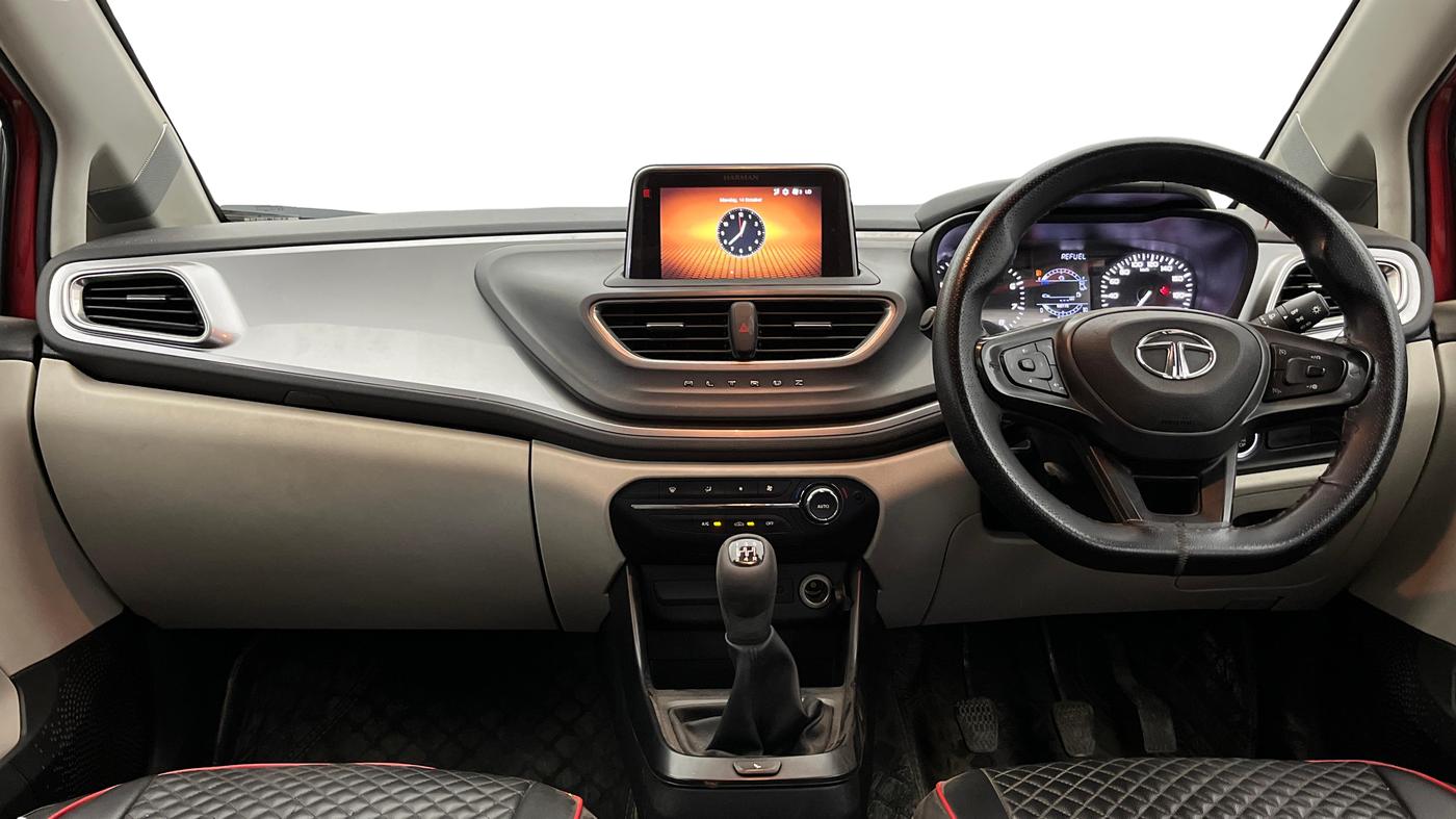 2022 Tata ALTROZ XT PETROL, Petrol, Manual, 53,946 km, Dashboard