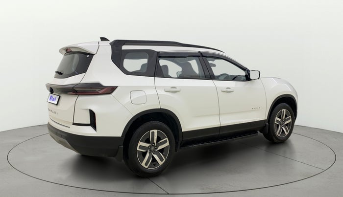 2024 Tata Safari ADVENTURE PLUS, Diesel, Manual, 29,863 km, Right Back Diagonal