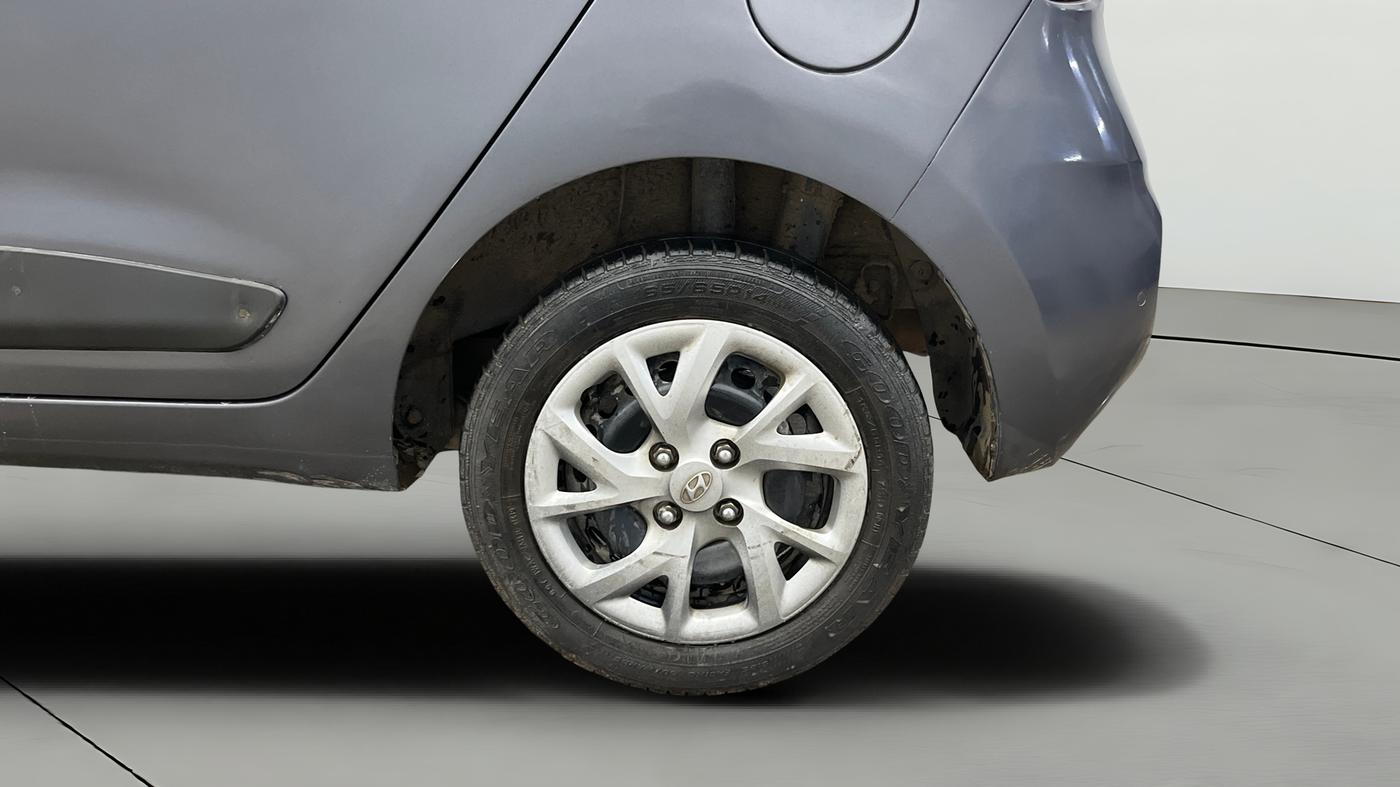 2019 Hyundai Grand i10 SPORTZ 1.2 KAPPA VTVT, Petrol, Manual, 50,419 km, Left Rear Wheel