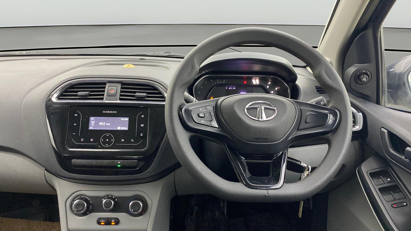 2022 Tata Tiago XT CNG, CNG, Manual, 65,553 km, Steering Wheel Close Up