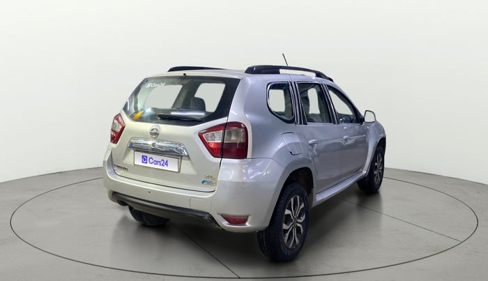 2015 Nissan Terrano XL D PLUS, Diesel, Manual, 1,00,083 km, Right Back Diagonal