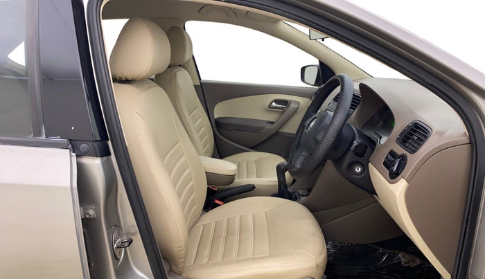 2013 Skoda Rapid 1.6 MPI ACTIVE, Petrol, Manual, 44,325 km, Right Side Front Door Cabin