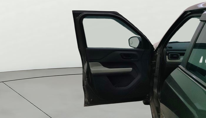 2022 Tata PUNCH  ACCOMPLISHED AMT CAMO EDITION, CNG, Automatic, 51,218 km, LHS Front Door