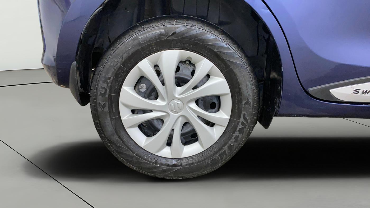 2023 Maruti Swift VXI, Petrol, Manual, 20,049 km, Right Rear Wheel