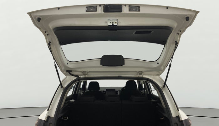 2023 Hyundai VENUE SX 1.2 PETROL, Petrol, Manual, 15,640 km, Boot Door Open