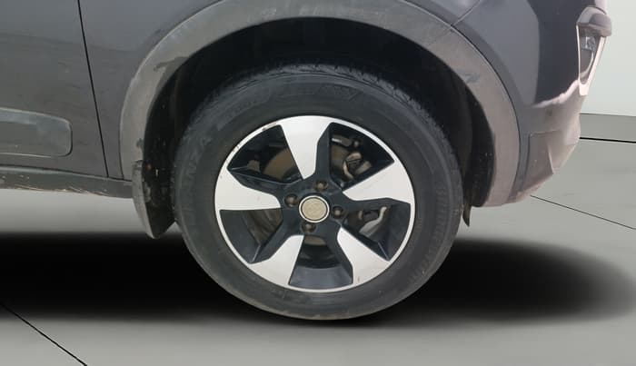 2019 Tata NEXON XZA PLUS PETROL, Petrol, Automatic, 48,289 km, Right Front Wheel