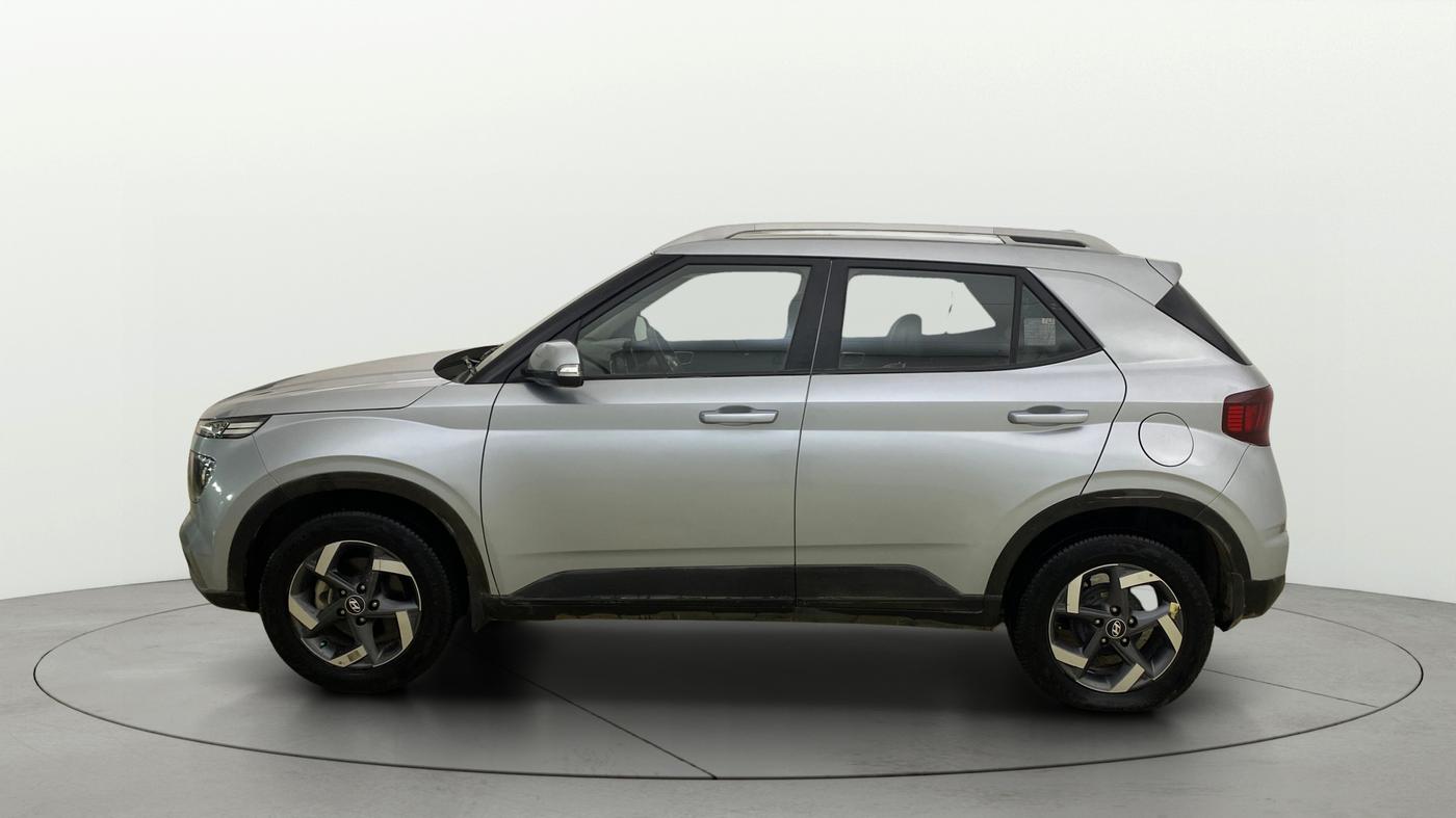 2021 Hyundai VENUE SX 1.5 CRDI, Diesel, Manual, 1,31,621 km, Left Side