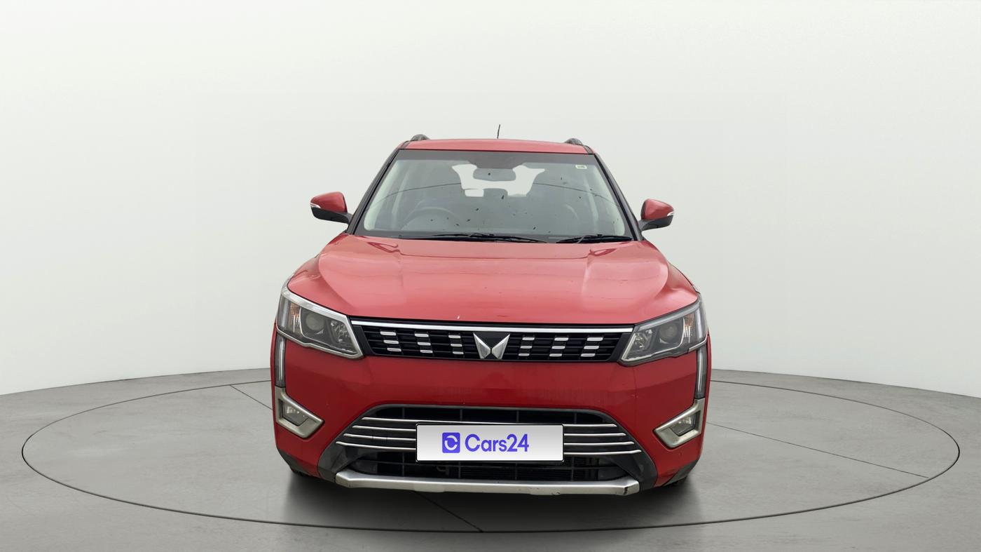 2022 Mahindra XUV300 W8 (O) 1.5 DIESEL, Diesel, Manual, 80,998 km, Front