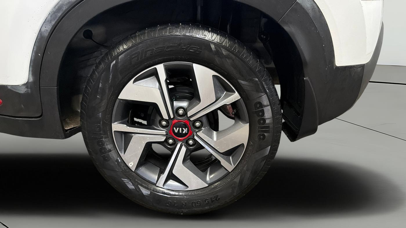 2021 KIA SONET GTX PLUS 1.0 IMT, Petrol, Manual, 35,391 km, Left Rear Wheel