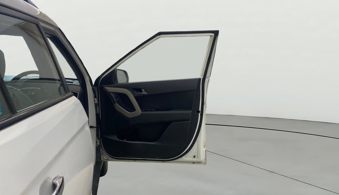 2017 Hyundai Creta SX PLUS AT 1.6 DIESEL, Diesel, Automatic, 1,27,708 km, RHS Front Door