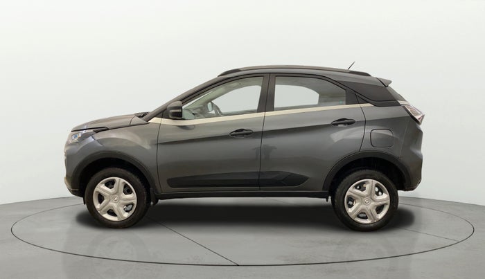 2022 Tata NEXON XM PETROL, Petrol, Manual, 10,355 km, Left Side