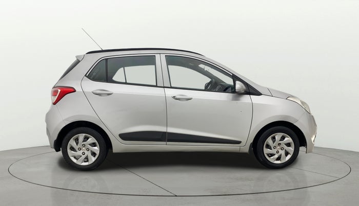 2016 Hyundai Grand i10 SPORTZ 1.2 KAPPA VTVT, Petrol, Manual, 92,397 km, Right Side View