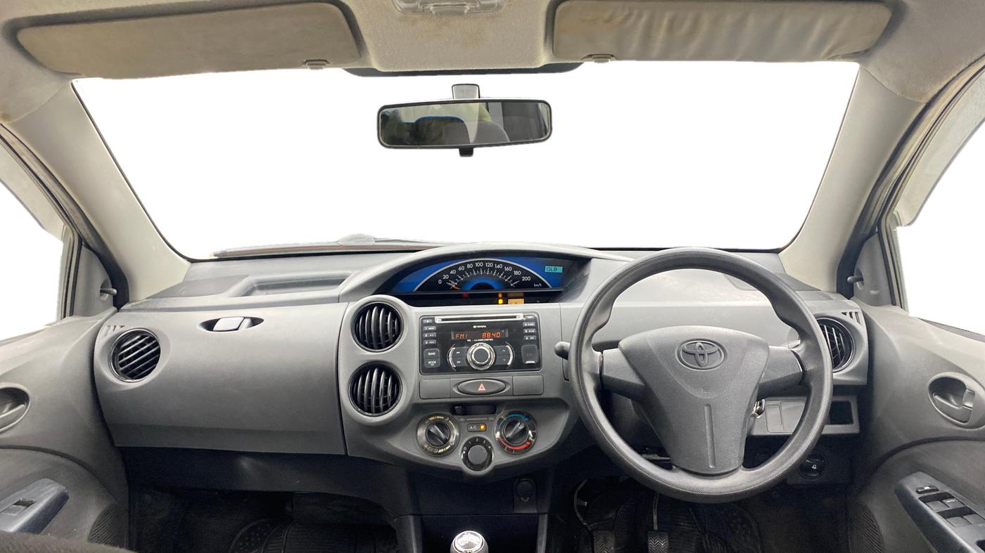 2013 Toyota Etios G, Petrol, Manual, 9,179 km, Dashboard