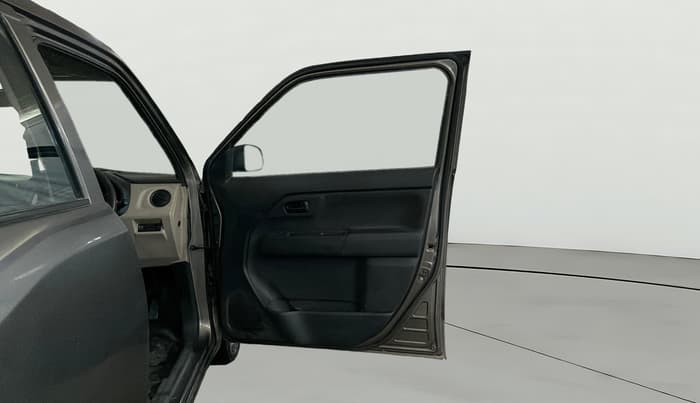 2022 Maruti New Wagon-R LXI CNG 1.0, CNG, Manual, 51,669 km, RHS Front Door