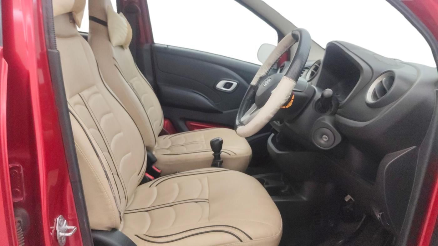 2018 Datsun Redi Go T(O) 1.0, Petrol, Manual, 1,04,849 km, Right Side Front Door Cabin