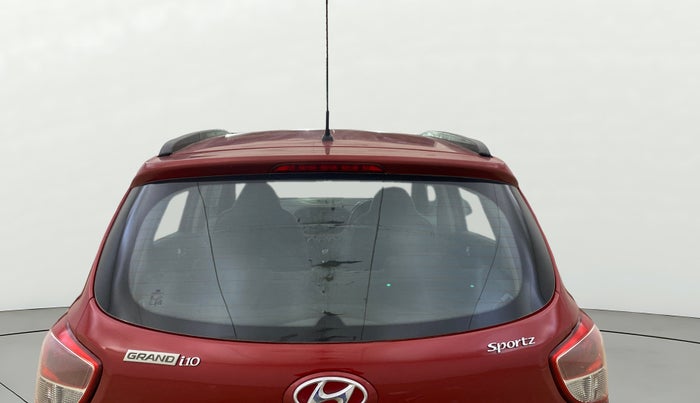 2017 Hyundai Grand i10 SPORTZ (O) 1.2 KAPPA VTVT, Petrol, Manual, 1,28,898 km, Rear Windshield