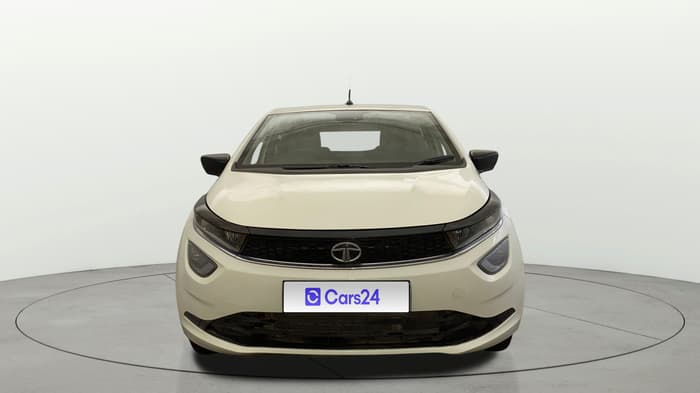 2022 Tata ALTROZ XT DIESEL, Diesel, Manual, 71,930 km, Front
