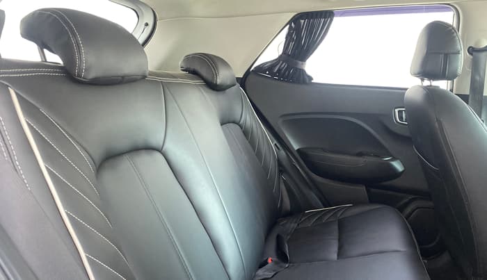 2019 Hyundai VENUE SX PLUS 1.0 TURBO DCT, Petrol, Automatic, 41,167 km, Right Side Rear Door Cabin