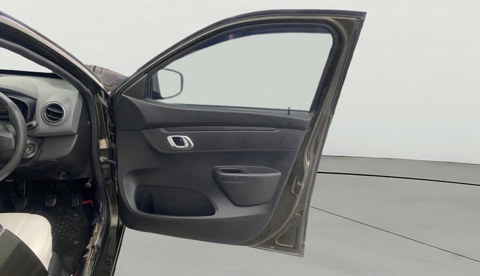 2018 Renault Kwid RXT 1.0 (O), Petrol, Manual, 76,789 km, RHS Front Door