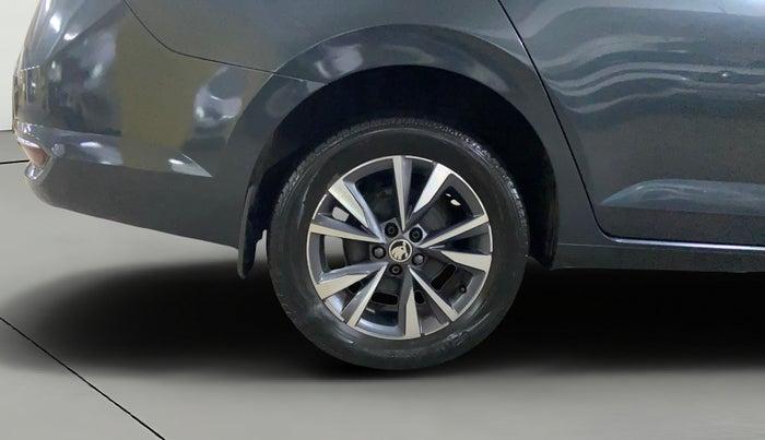 2022 Skoda SLAVIA STYLE 1.0L TSI AT, Petrol, Automatic, 39,763 km, Right Rear Wheel