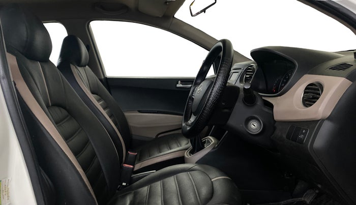 2015 Hyundai Grand i10 SPORTZ 1.2 KAPPA VTVT, Petrol, Manual, 50,149 km, Right Side Front Door Cabin