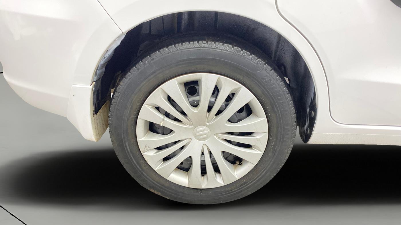 2014 Maruti Ertiga VXI, Petrol, Manual, 1,39,167 km, Right Rear Wheel