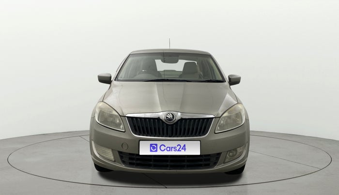 2013 Skoda Rapid ELEGANCE 1.6 MPI MT, Petrol, Manual, 76,819 km, Front
