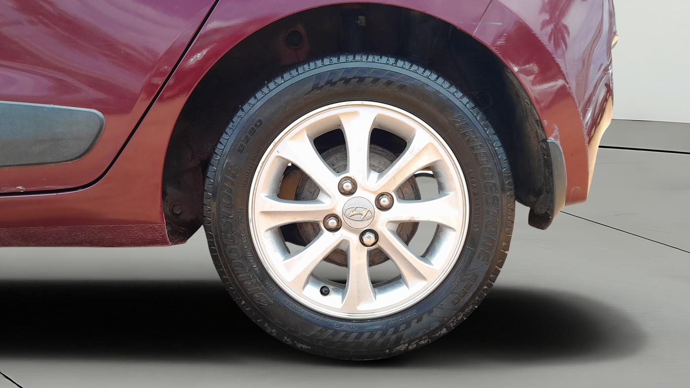 2014 Hyundai Grand i10 ASTA AT 1.2 KAPPA VTVT, Petrol, Automatic, 90,143 km, Left Rear Wheel