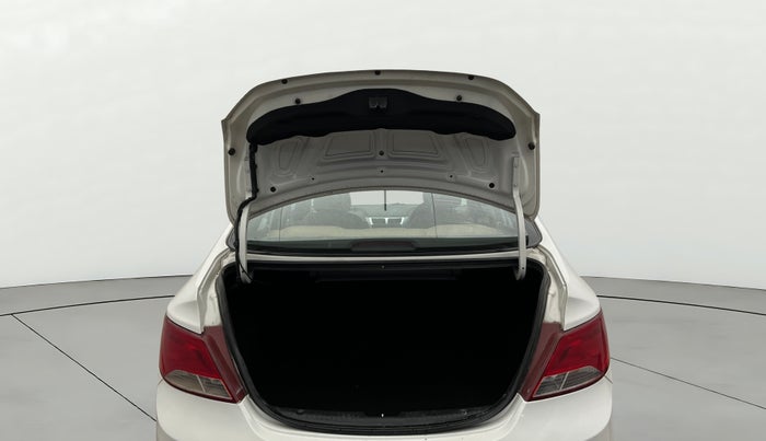 2017 Hyundai Verna 1.4 VTVT, Petrol, Manual, 53,984 km, Boot Door Open