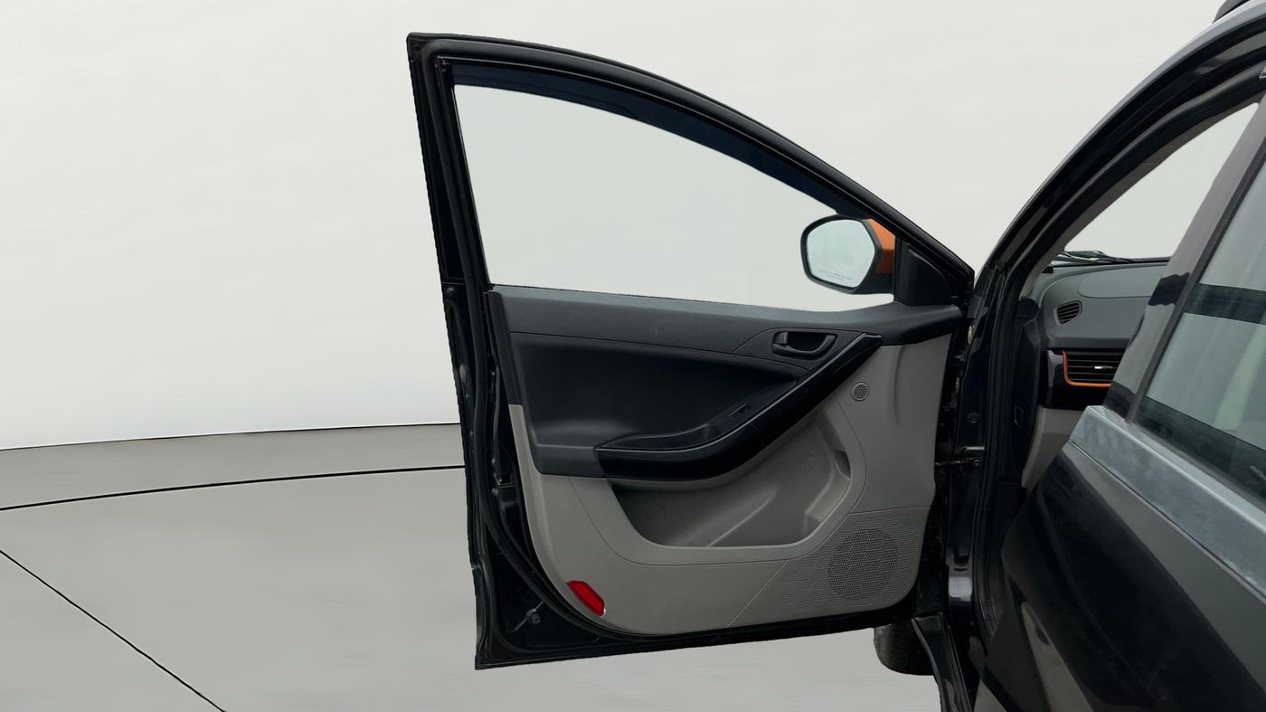 2019 Tata NEXON KRAZ PLUS AMT PETROL, Petrol, Automatic, 29,883 km, LHS Front Door