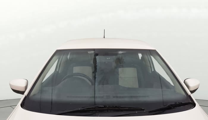 2015 Volkswagen Polo HIGHLINE1.2L, Petrol, Manual, 31,566 km, Front Windshield