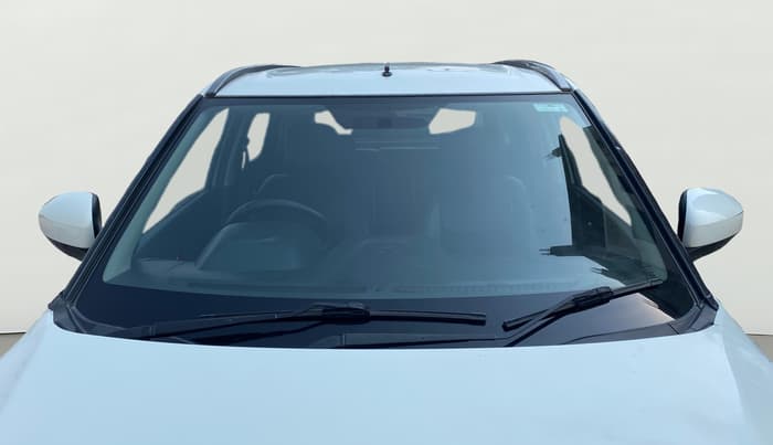 2016 Maruti Vitara Brezza VDI, Diesel, Manual, 72,279 km, Front Windshield