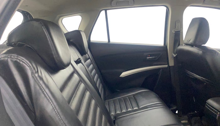 2016 Maruti S Cross ZETA 1.3, Diesel, Manual, 83,840 km, Right Side Rear Door Cabin