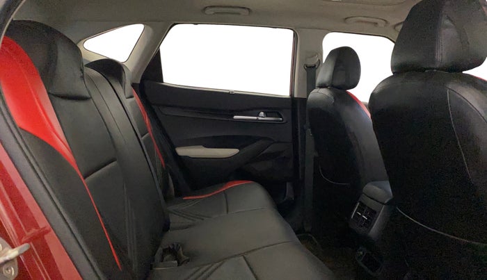 2021 KIA SELTOS HTK PLUS 1.5 IMT, Petrol, Manual, 29,951 km, Right Side Rear Door Cabin