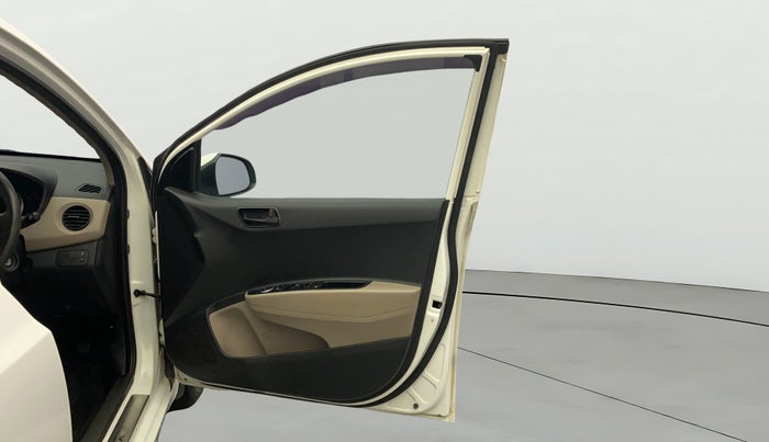 2016 Hyundai Grand i10 MAGNA 1.2 KAPPA VTVT, Petrol, Manual, 78,569 km, RHS Front Door